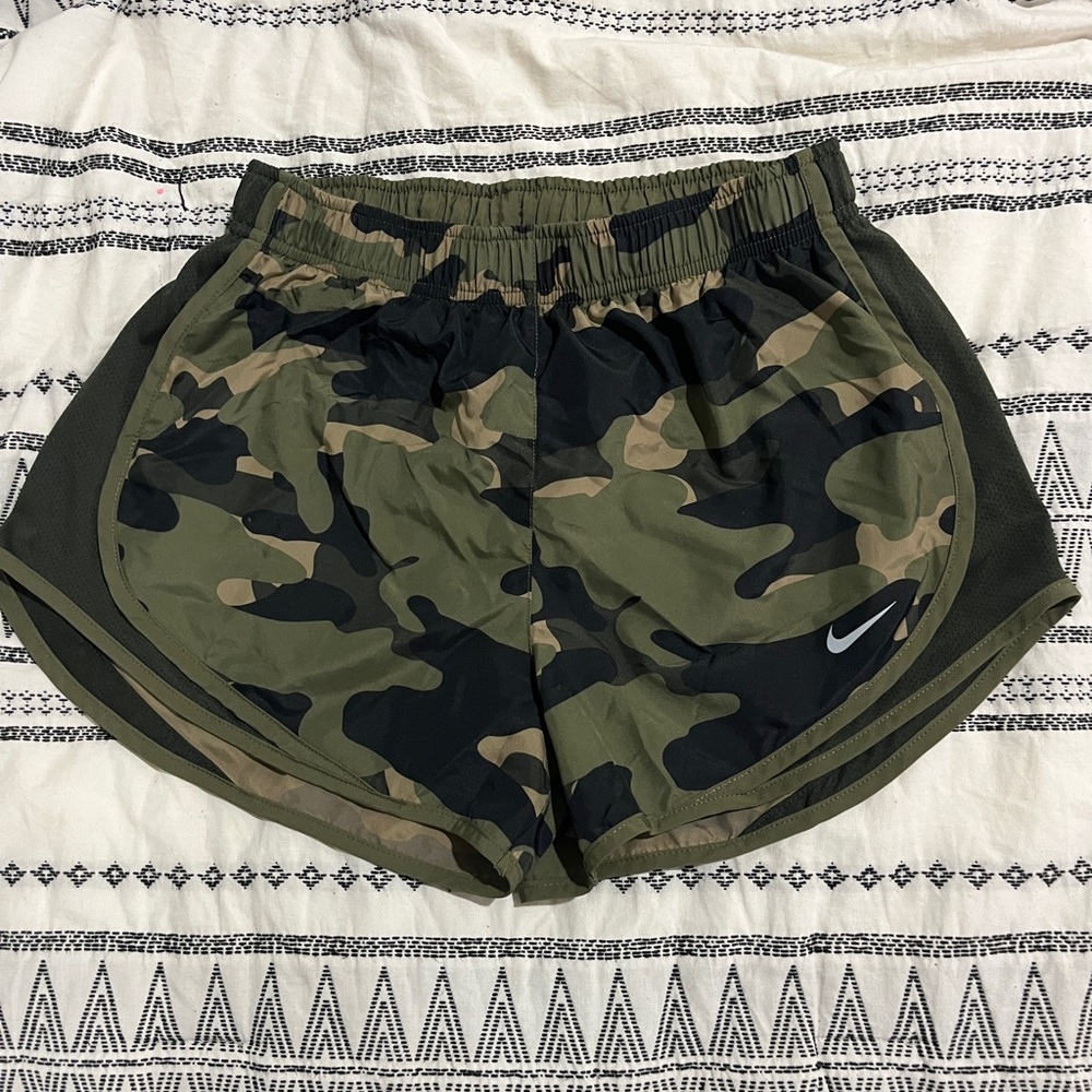 Nike Women’s Dri-fit Tempo Track 3.5 Short